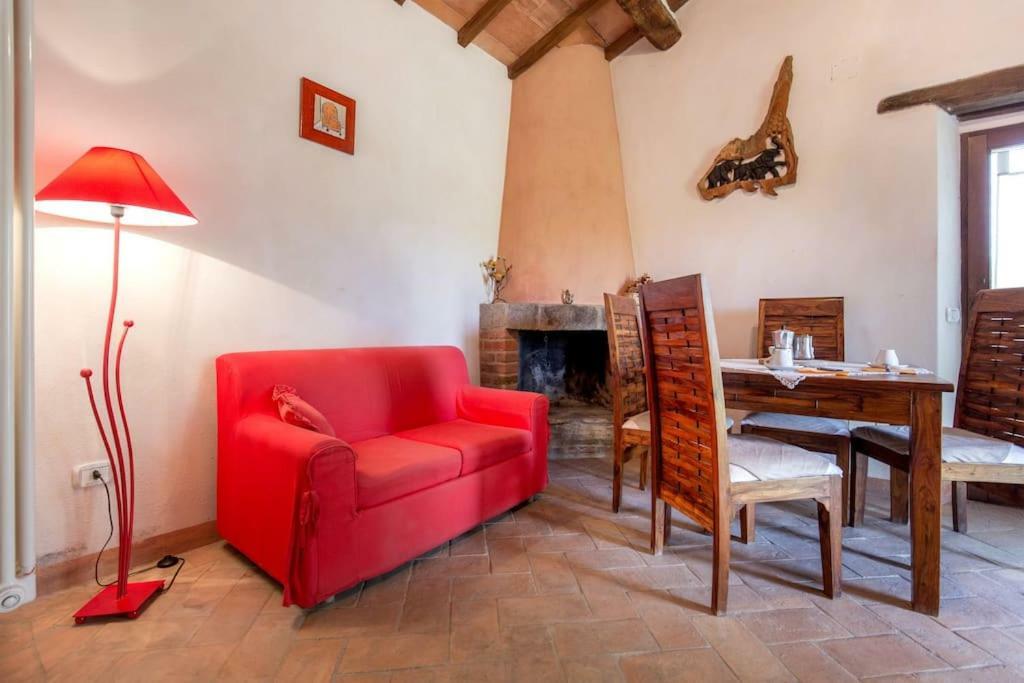 Hostal La Casina Degli Olivi Seggiano Exterior foto