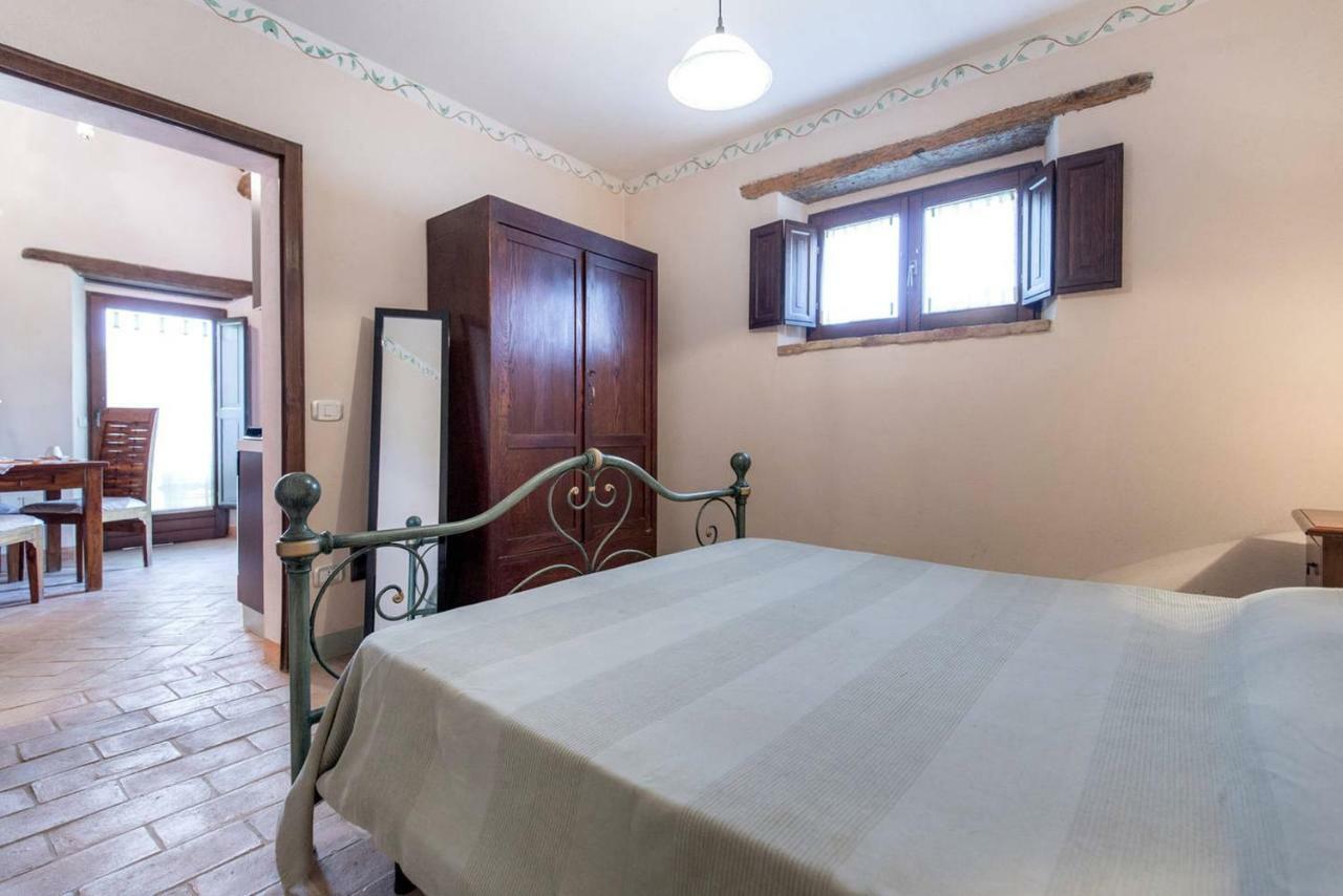 Hostal La Casina Degli Olivi Seggiano Exterior foto