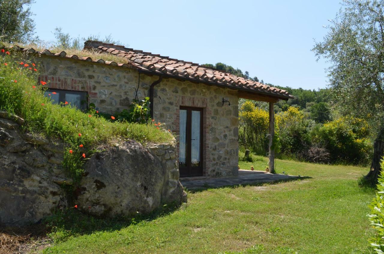 Hostal La Casina Degli Olivi Seggiano Exterior foto