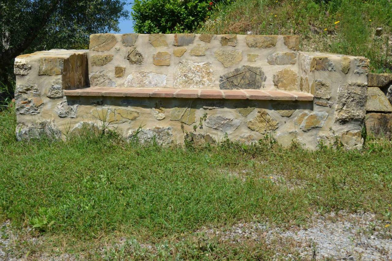 Hostal La Casina Degli Olivi Seggiano Exterior foto